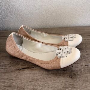 Tory Burch Ballet US 9M Flat Ballet Beige White Leather Cap Toe Logo Shoe Carita